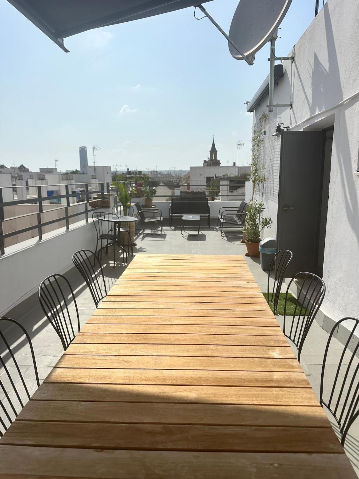 Almazen Apartamentos, Arrayan 23 Seville Exterior photo