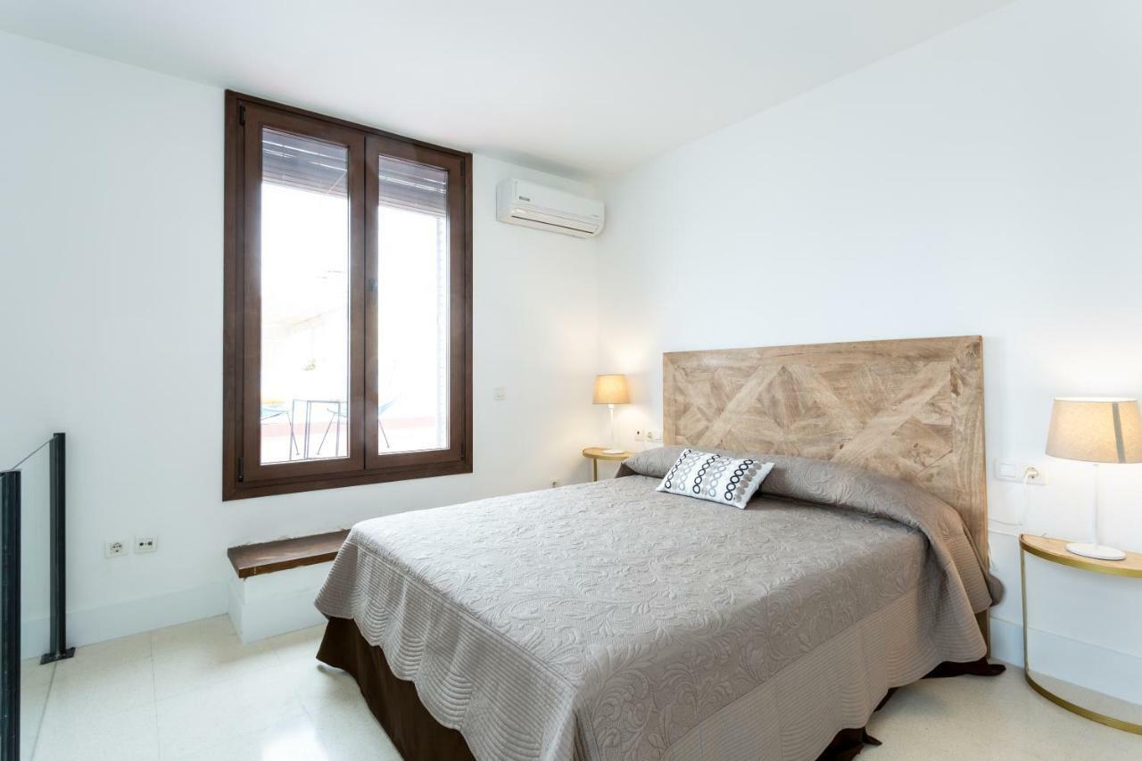 Almazen Apartamentos, Arrayan 23 Seville Exterior photo