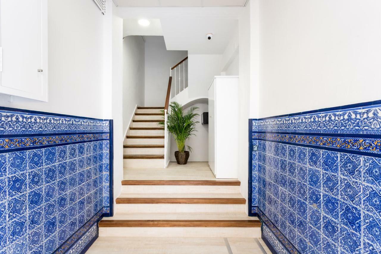 Almazen Apartamentos, Arrayan 23 Seville Exterior photo